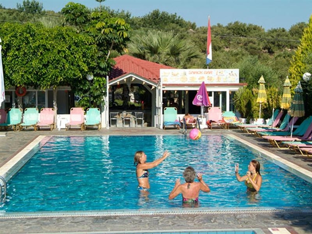 Imagen general del Apartamentos Nikolas Villas Apartments. Foto 2