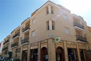 Imagen de los exteriores del Apartamentos Nina De Oro. Foto 6