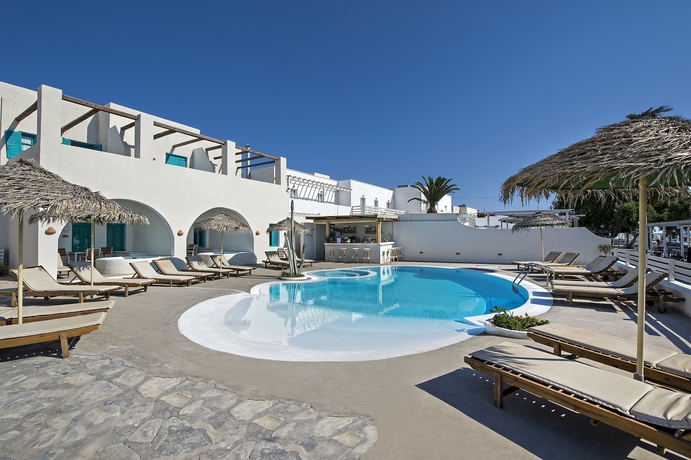 Imagen de la piscina del Apartamentos Nissia Beach Apartments and Suites. Foto 15