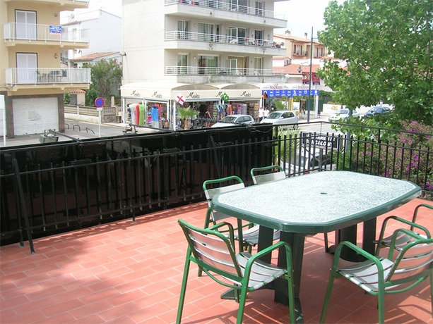 Imagen de los exteriores del Apartamentos Noray - L'estartit. Foto 5