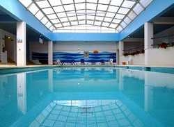 Imagen de la piscina del Apartamentos Novo Rosamar. Foto 10