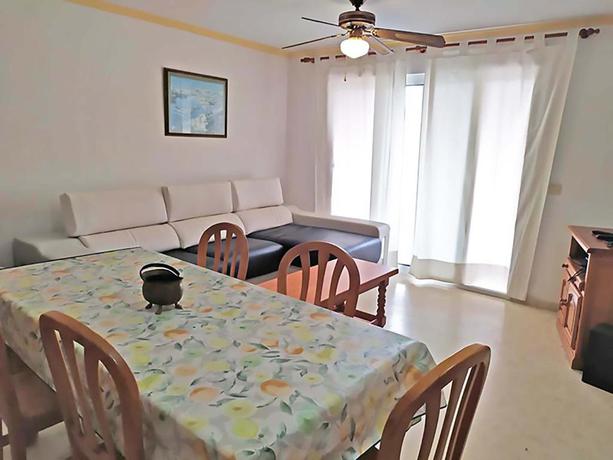 Imagen de la habitación del Apartamentos Nuevo Gandía 3000. Foto 3