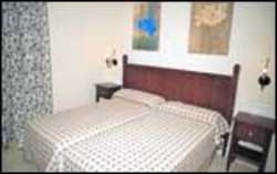 Imagen de la habitación del Apartamentos OASIS ROYAL. Foto 2