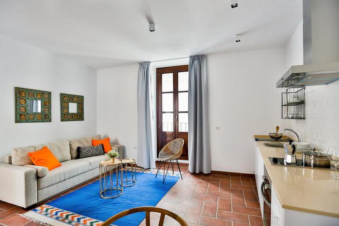 Imagen general del Apartamentos OYO Apartamentos Enmedio. Foto 3