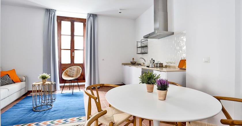 Imagen general del Apartamentos OYO Apartamentos Enmedio. Foto 4