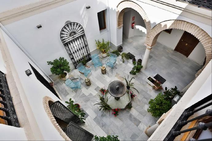 Imagen general del Apartamentos OYO Apartamentos Enmedio. Foto 10