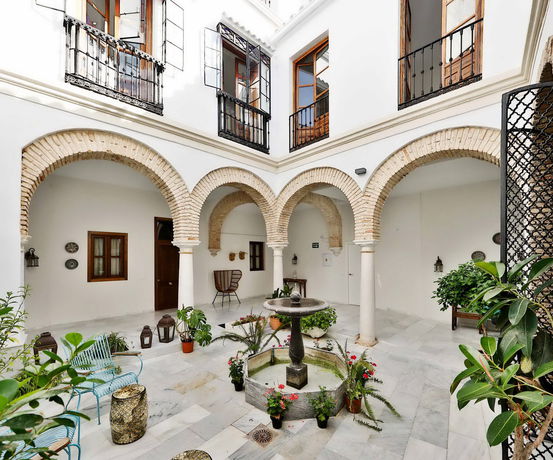 Imagen general del Apartamentos OYO Apartamentos Enmedio. Foto 16