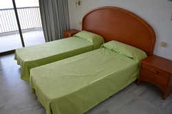 Imagen de la habitación del Apartamentos Oasis Benidorm. Foto 2