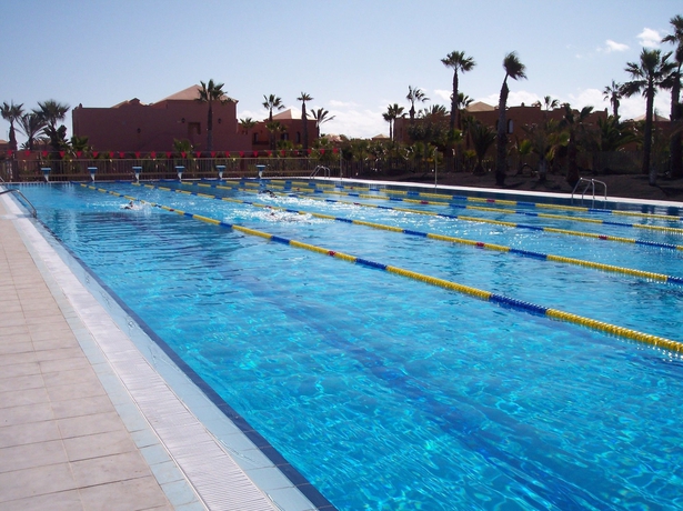 Imagen de la piscina del Apartamentos Oasis Papagayo Sport & Family. Foto 6