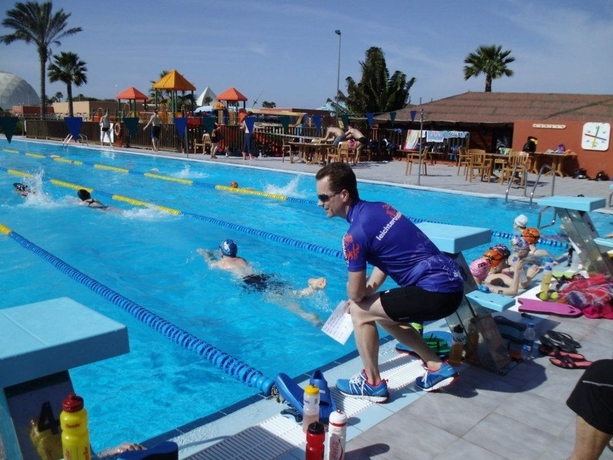 Imagen de la piscina del Apartamentos Oasis Papagayo Sport & Family. Foto 12