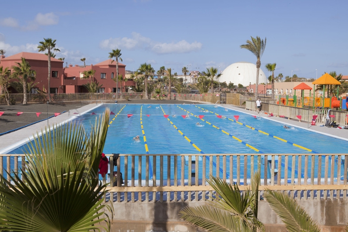 Imagen de la piscina del Apartamentos Oasis Papagayo Sport & Family. Foto 13