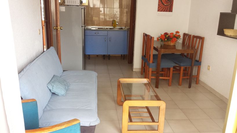 Imagen de la habitación del Apartamentos Ocaña. Foto 7