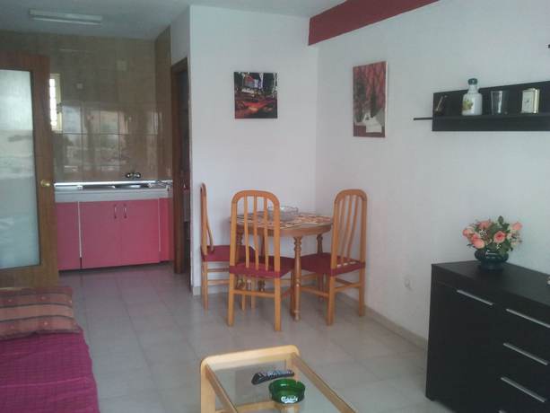 Imagen de la habitación del Apartamentos Ocaña. Foto 10