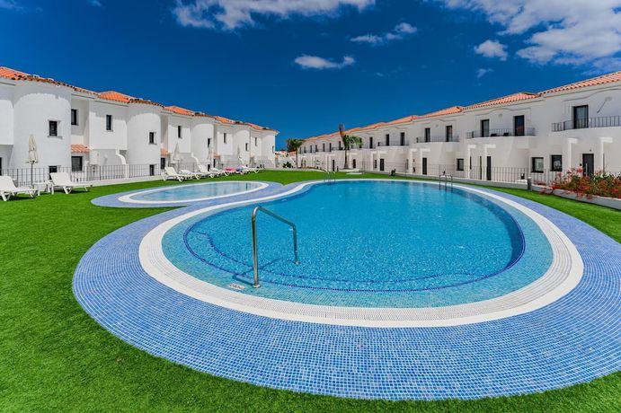 Imagen de la piscina del Apartamentos Ocean Boulevard By CheckPop. Foto 14