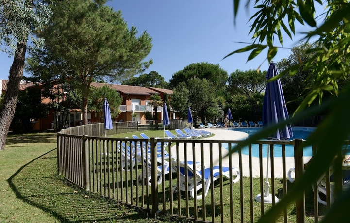 Imagen de la piscina del Apartamentos Odalys Residence Amarine. Foto 16