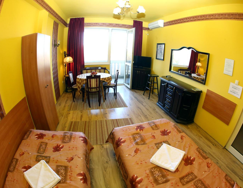 Imagen general del Apartamentos Ognian. Foto 5