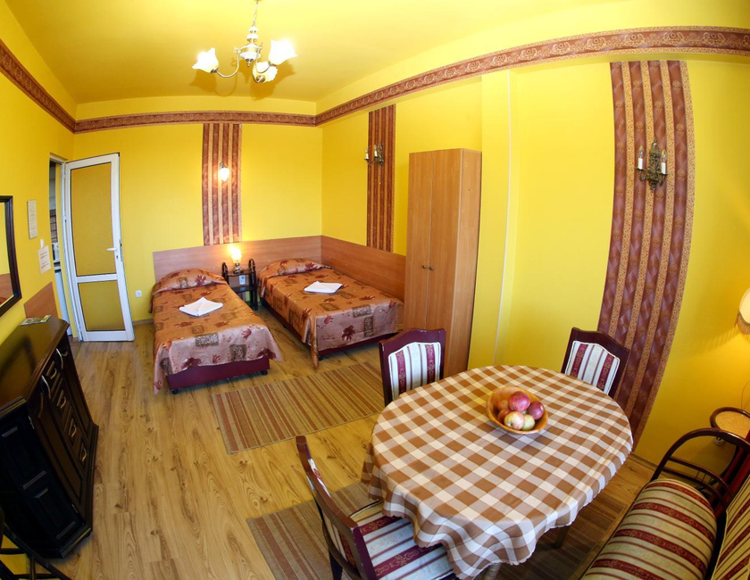 Imagen general del Apartamentos Ognian. Foto 6