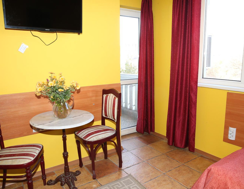 Imagen general del Apartamentos Ognian. Foto 14