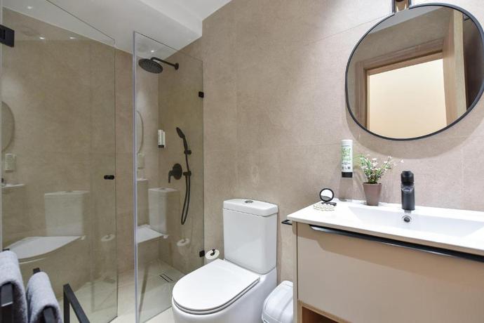 Imagen de la habitación del Apartamentos Oh SUITES Paseo de Las Canteras 58. Foto 12