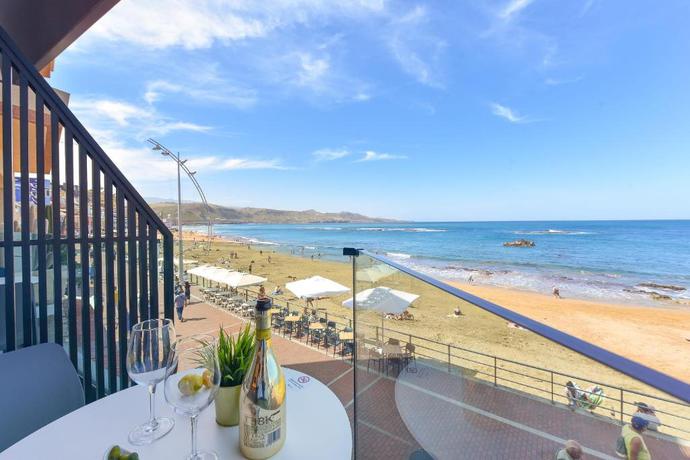 Imagen general del Apartamentos Oh SUITES Paseo de Las Canteras 58. Foto 1
