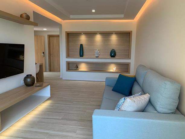 Imagen de la habitación del Apartamentos Ohasis Boutique Suites. Foto 6