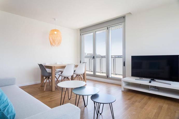 Imagen de la habitación del Apartamentos Olala Port Forum Apartments. Foto 3