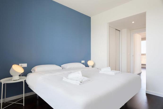 Imagen de la habitación del Apartamentos Olala Port Forum Apartments. Foto 6