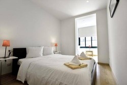 Imagen general del Apartamentos Old Town, Plaza Catalunya. Foto 9