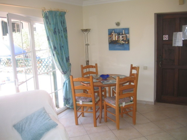 Imagen de la habitación del Apartamentos Old Village Ov International. Foto 3