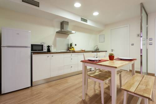 Imagen de los interiores del Apartamentos Olé - Albareda 24. Foto 10