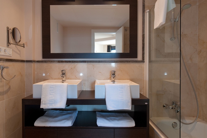 Imagen de la habitación del Apartamentos Olée Nerja Holiday Rentals By Fuerte Group. Foto 10