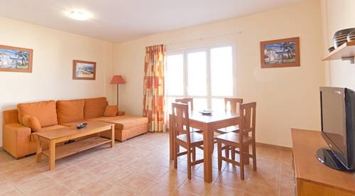Imagen general del Apartamentos Oliastur. Foto 6