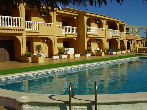 Imagen de la piscina del Apartamentos Olympia Garden, La Manga del Mar Menor. Foto 10