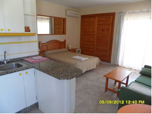 Imagen de la habitación del Apartamentos Olympia Garden, La Manga del Mar Menor. Foto 4