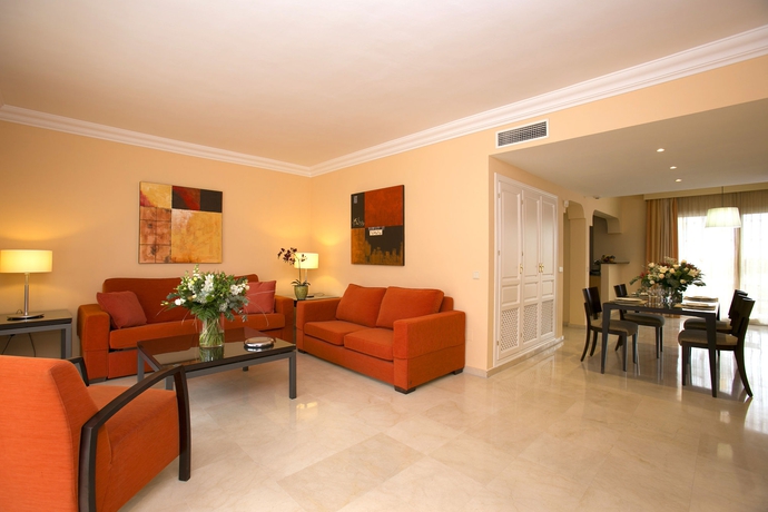 Imagen de la habitación del Apartamentos Ona Alanda Club Marbella. Foto 11