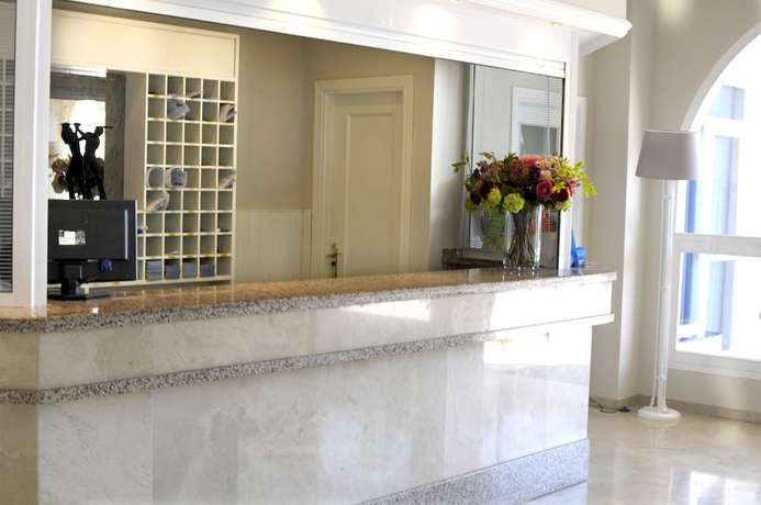 Imagen de los interiores del Apartamentos Ona Campanario. Foto 9