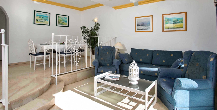 Imagen de los interiores del Apartamentos Ona Club Bena Vista. Foto 11