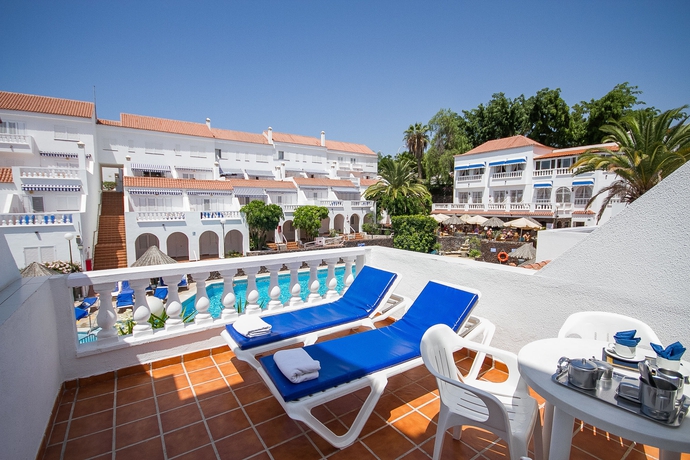 Imagen de los exteriores del Apartamentos Ona Los Claveles. Foto 15