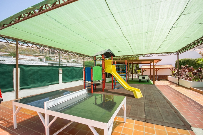 Imagen de los exteriores del Apartamentos Ona Los Claveles. Foto 16