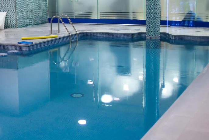 Imagen de la piscina del Apartamentos Ona Ogisaka Garden. Foto 16