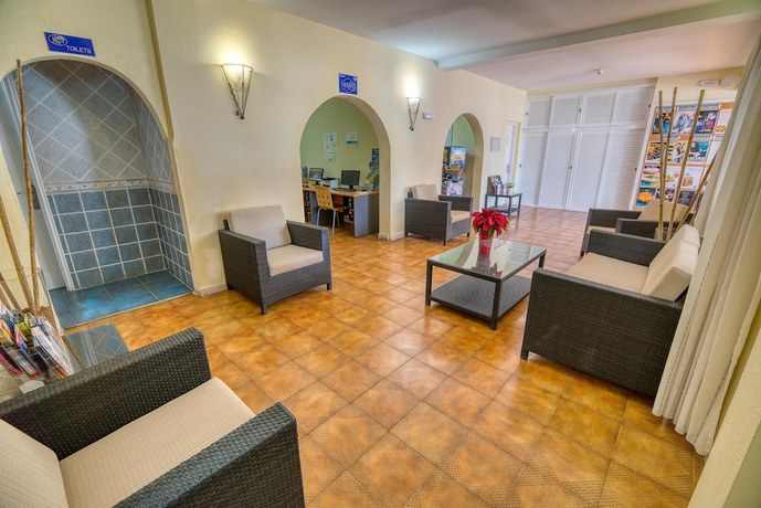 Imagen de los interiores del Apartamentos Ona el Marqués. Foto 19