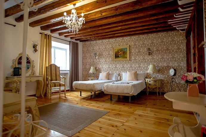 Imagen de la habitación del Apartamentos Oriente Palace Apartments. Foto 17