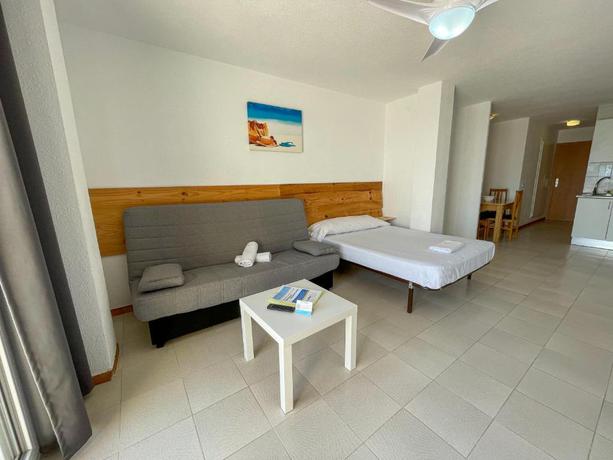 Imagen general del Apartamentos Oropesa Primera Linea 3000. Foto 9