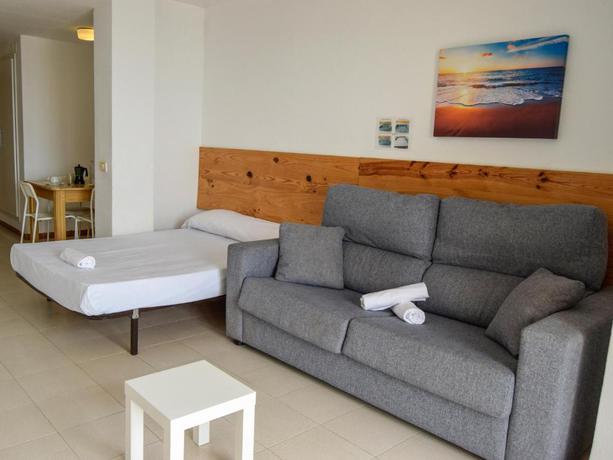 Imagen general del Apartamentos Oropesa Primera Linea 3000. Foto 10