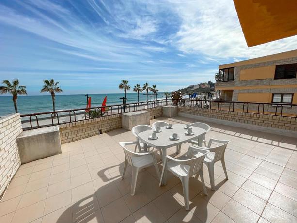 Imagen general del Apartamentos Oropesa Primera Linea 3000. Foto 18