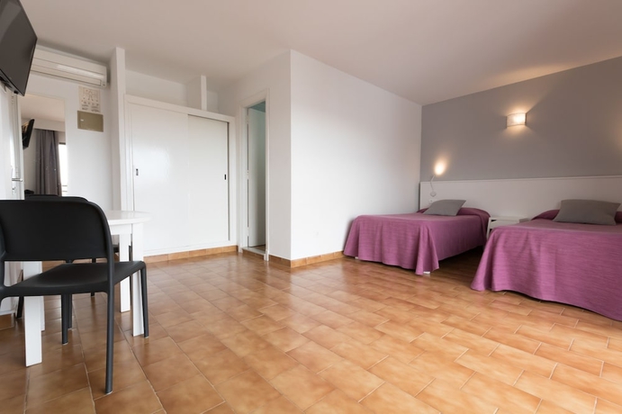 Imagen de la habitación del Apartamentos Orosol 2. Foto 2