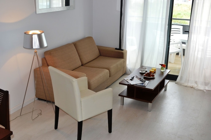 Imagen de la habitación del Apartamentos PIERRE VACANCES TORREDEMBARRA. Foto 13