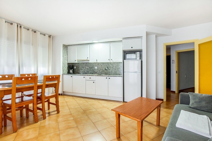 Imagen de la habitación del Apartamentos Pal Beach. Foto 11