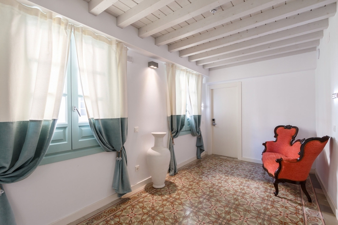 Imagen de los interiores del Apartamentos Palacio Cabrera Lillo. Foto 12