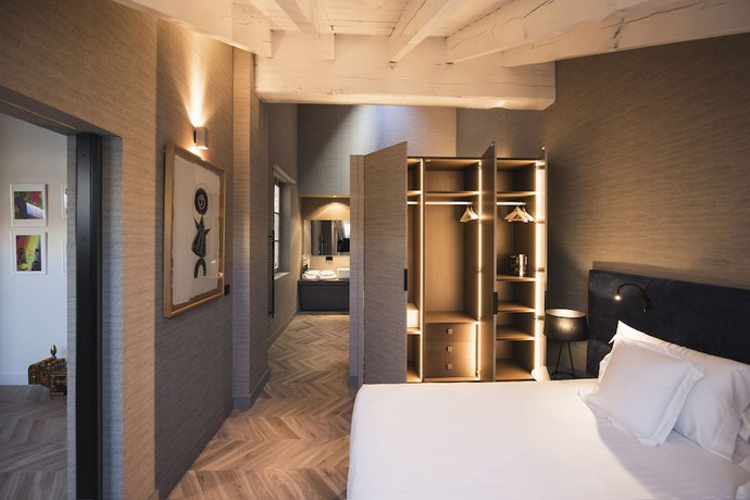 Imagen de la habitación del Apartamentos Palacio Salvetti Suites. Foto 4